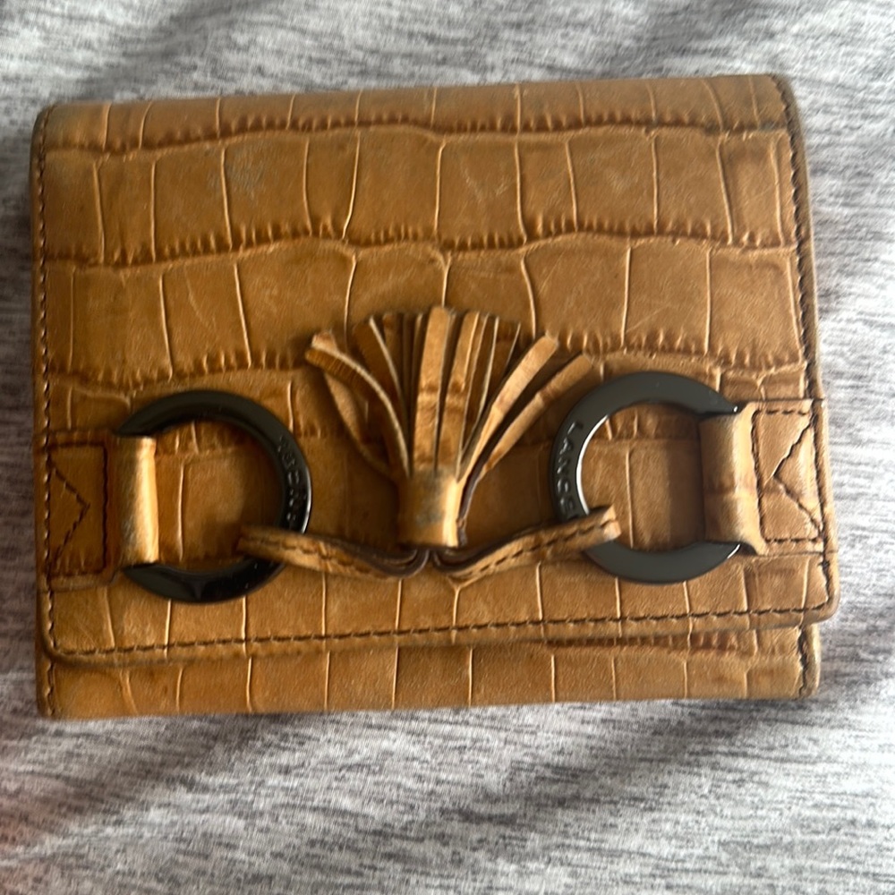Women’s lancel wallet